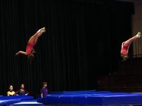 skaczące na batucie