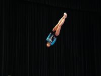 skacząca na batucie