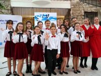 zespół wokalny na scenie