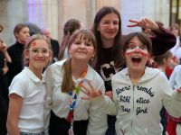 uczestnicy pałcu w trakcie zabawy