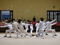 grupa szarmierzy na scenie